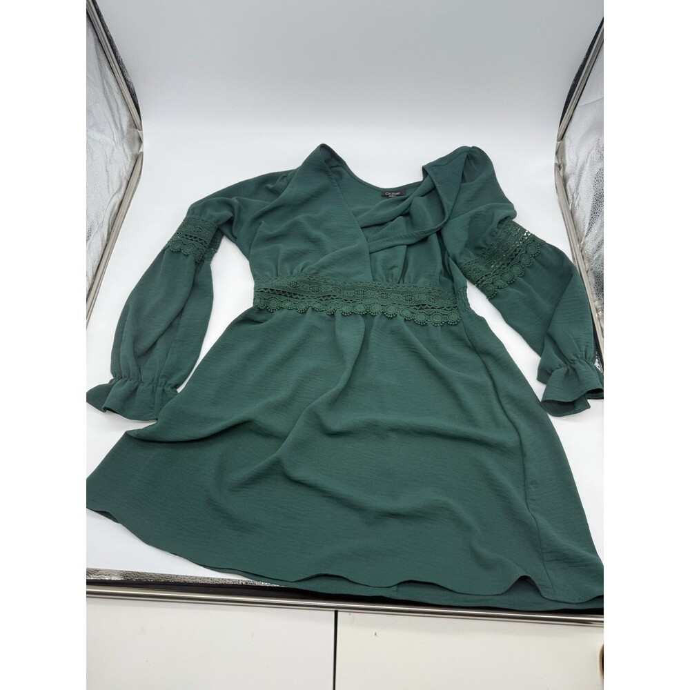 CITY STUDIO Womens/Juniors Long Sleeve Short Fit + Flare Dress Size L, V-Neck